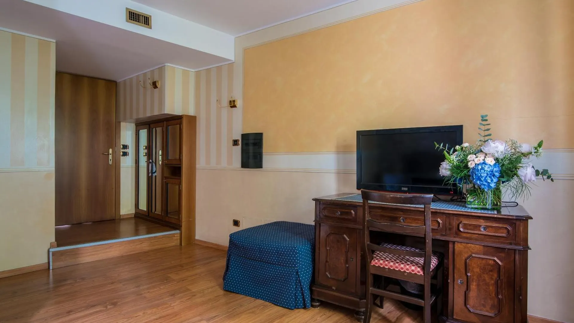 Hotel Porta Del Sole Soiano Del Lago