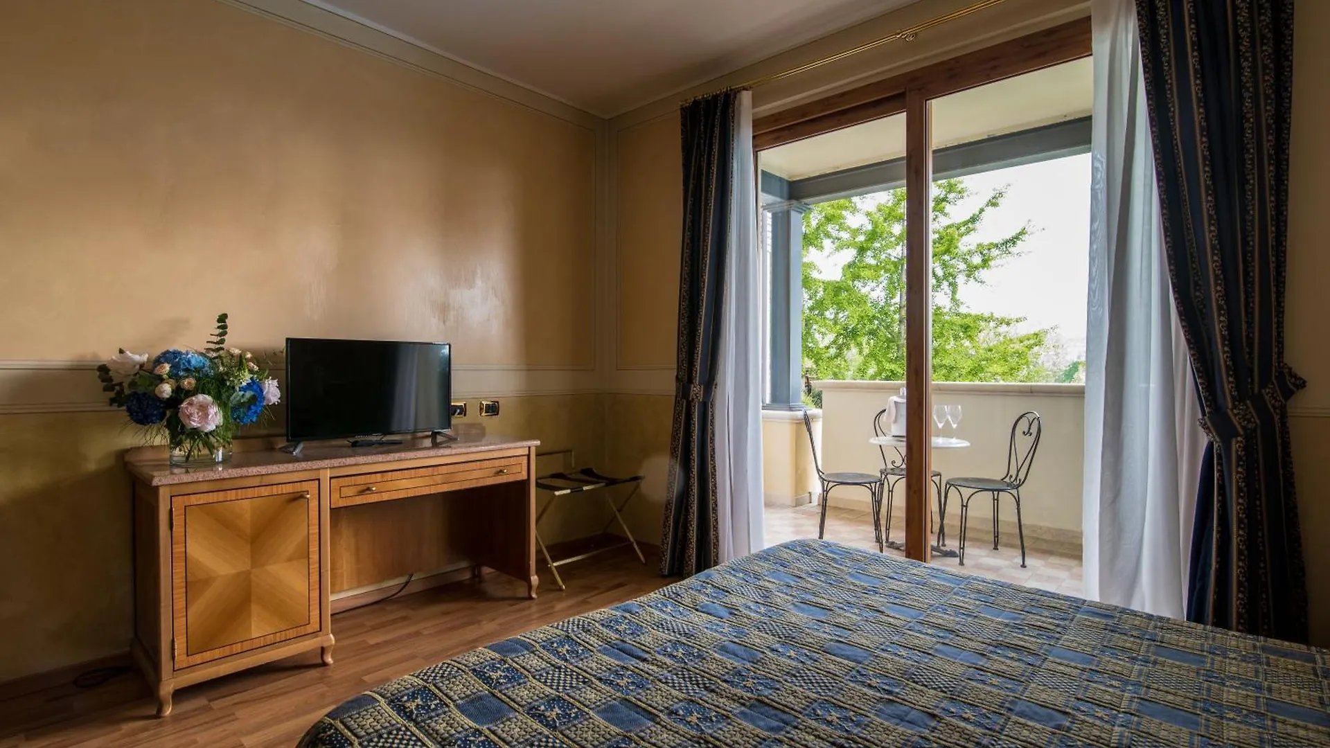 Hotel Porta Del Sole Soiano Del Lago