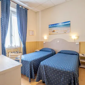 https://hotel-corso-sanremo.hotelitalianriviera.com