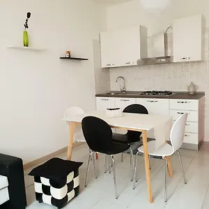 Apartment Red Ginger