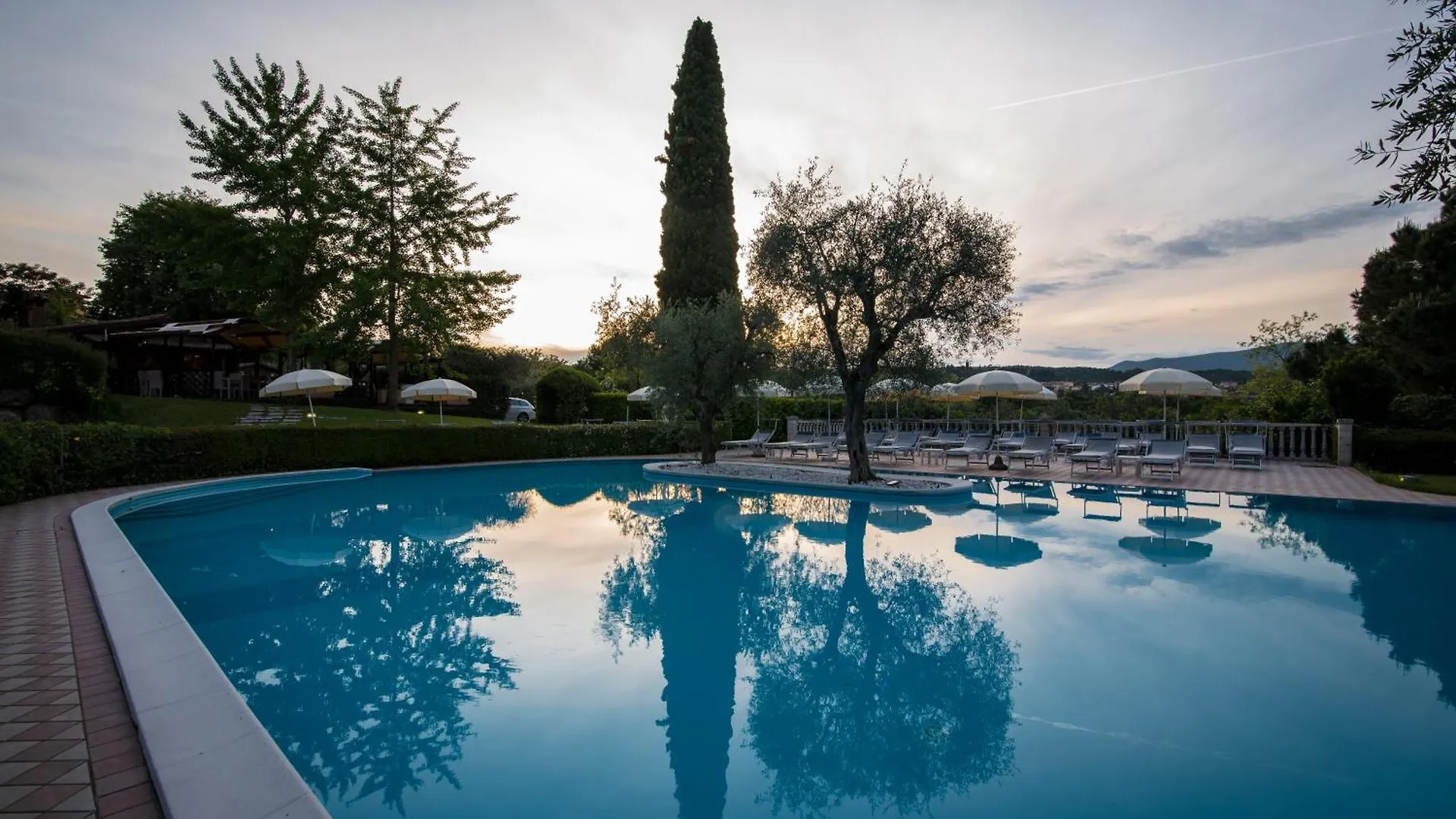 Hotel Porta Del Sole Soiano Del Lago Italia