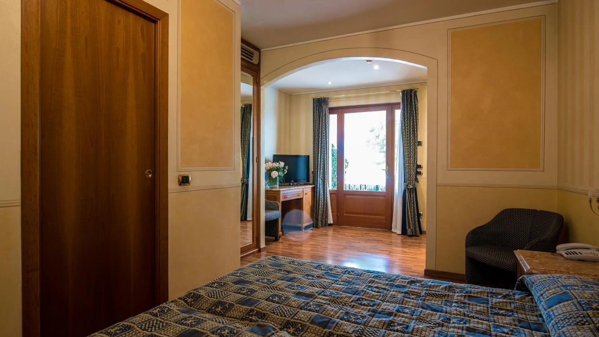 ****  Hotel Porta Del Sole Soiano Del Lago Italy