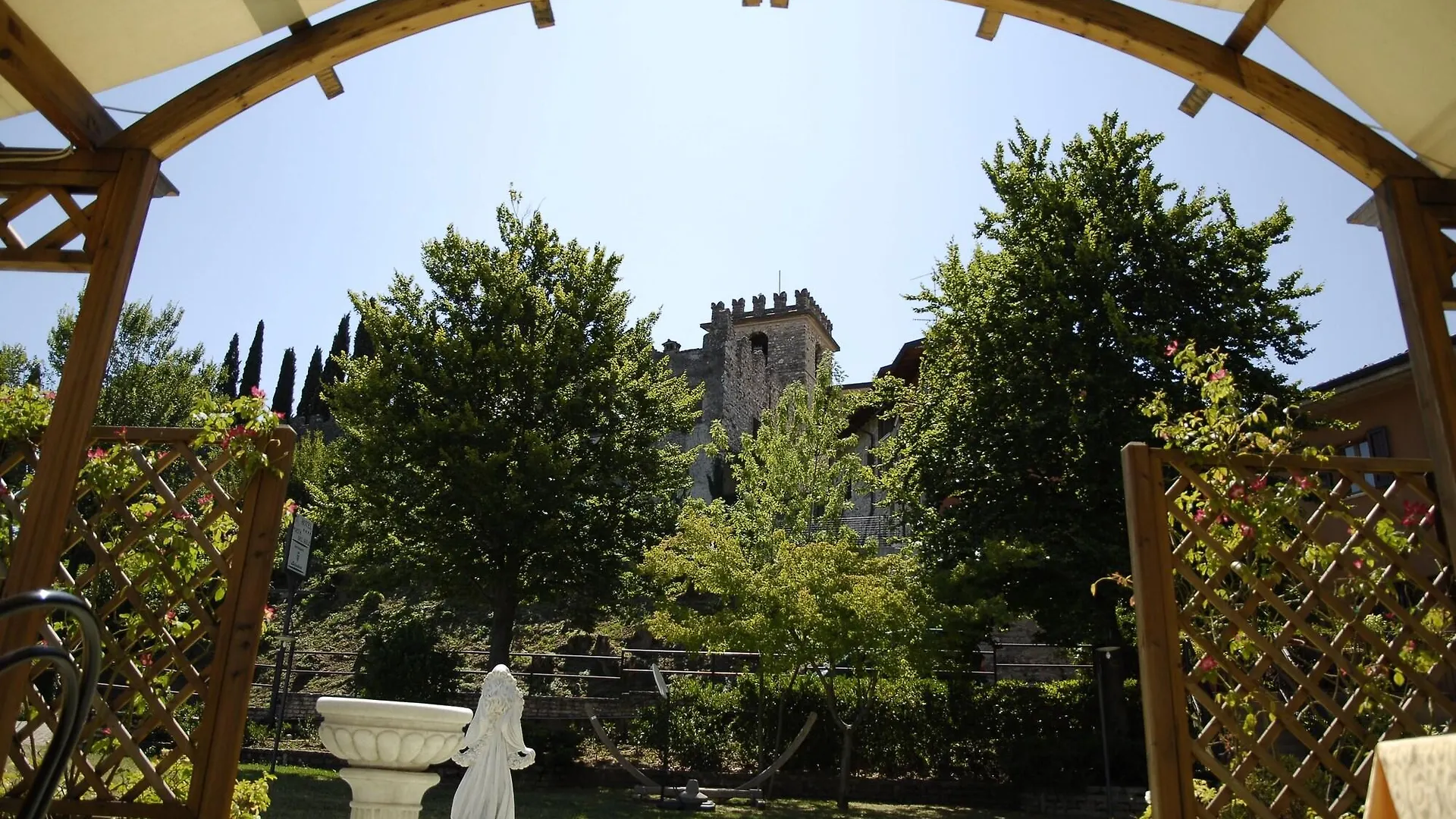 Hotel Porta Del Sole Soiano Del Lago