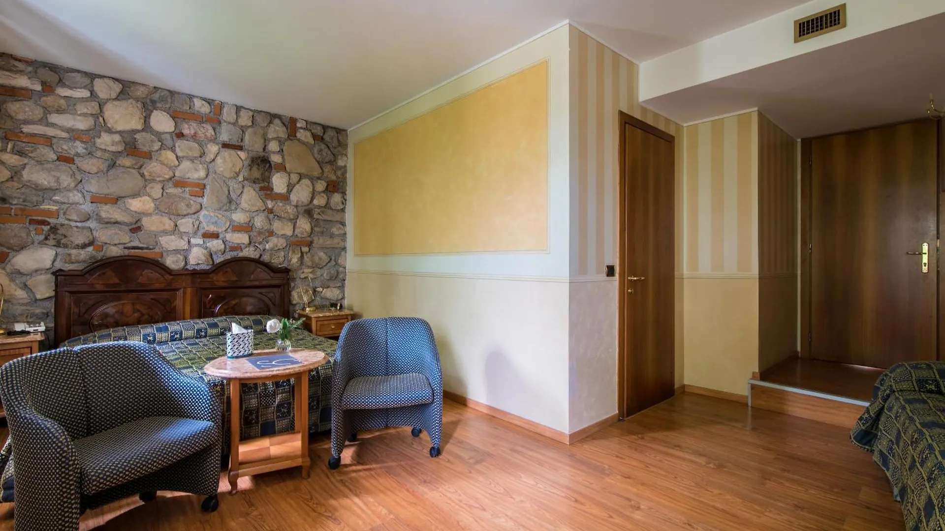 Hotel Porta Del Sole Soiano Del Lago
