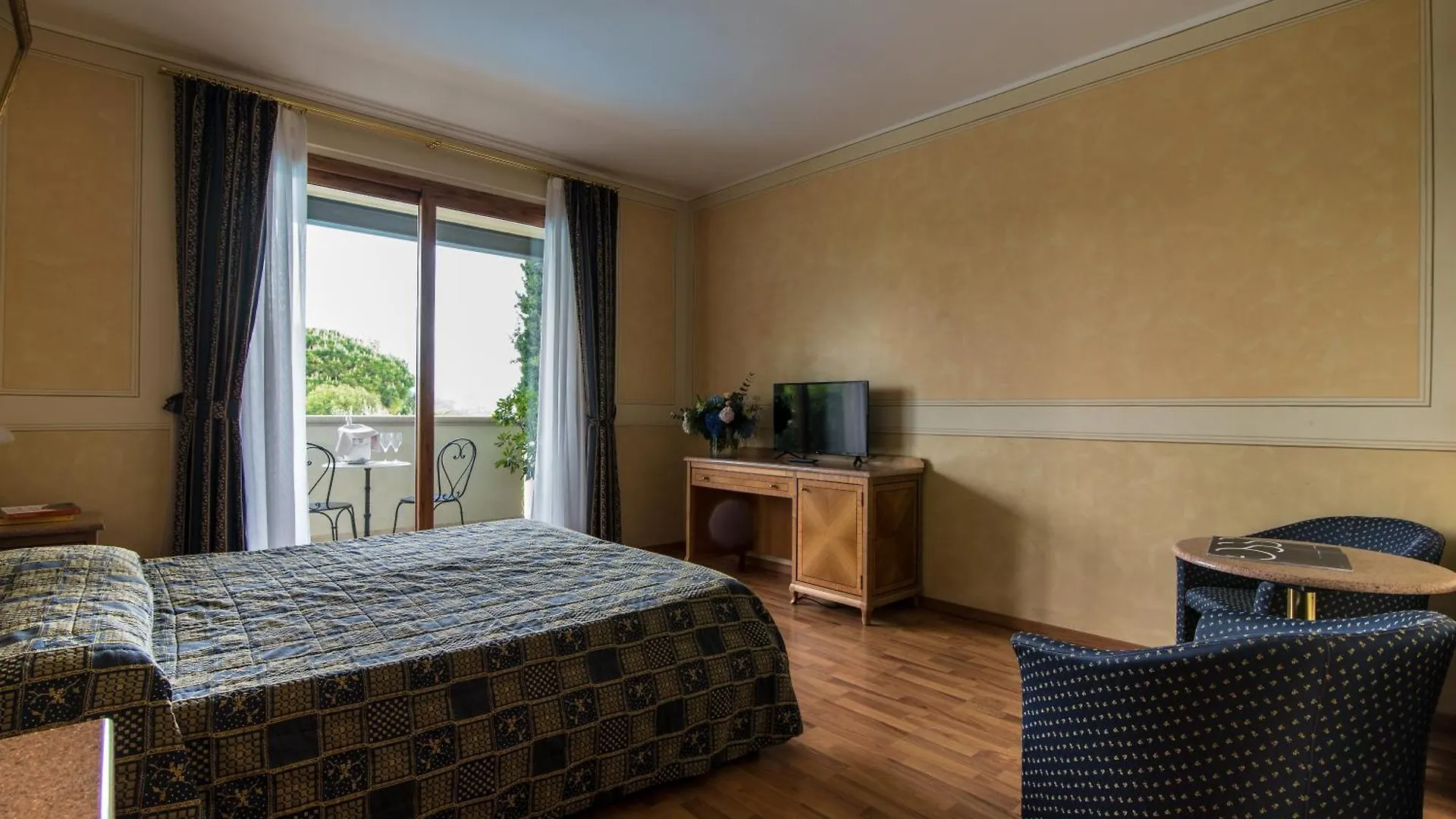 Hotel Porta Del Sole Soiano Del Lago